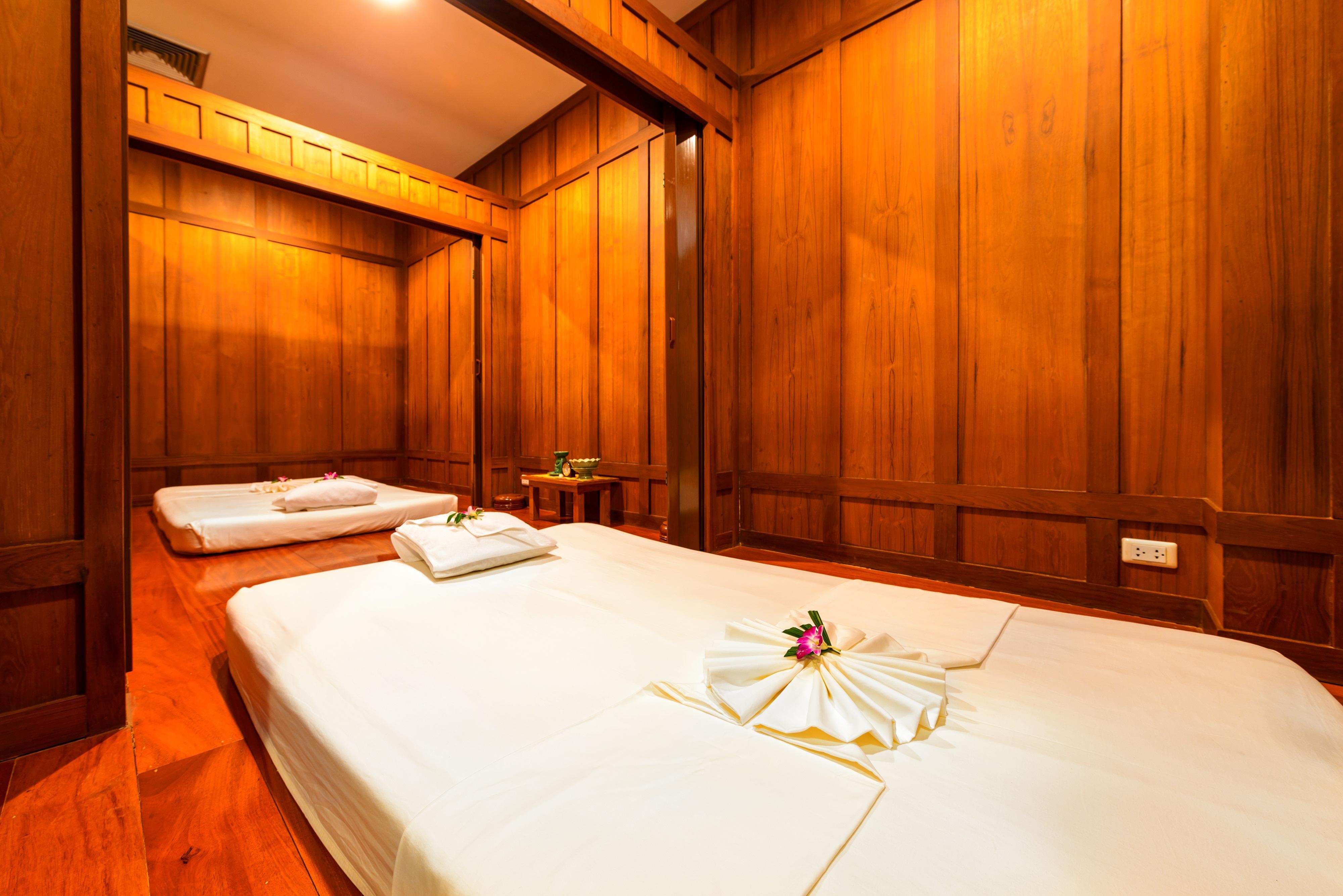 Andaman Seaview, Karon Beach - Sha Plus Exterior photo