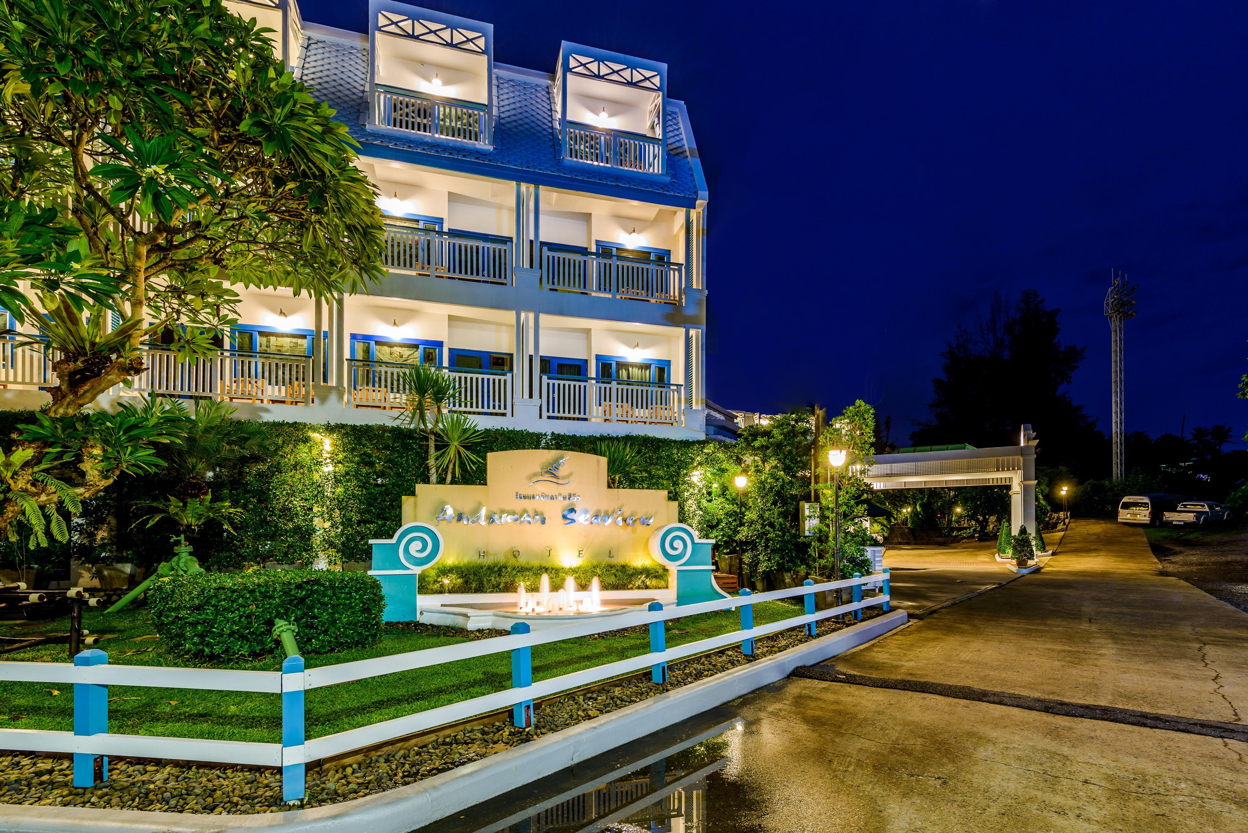 Andaman Seaview, Karon Beach - Sha Plus Exterior photo