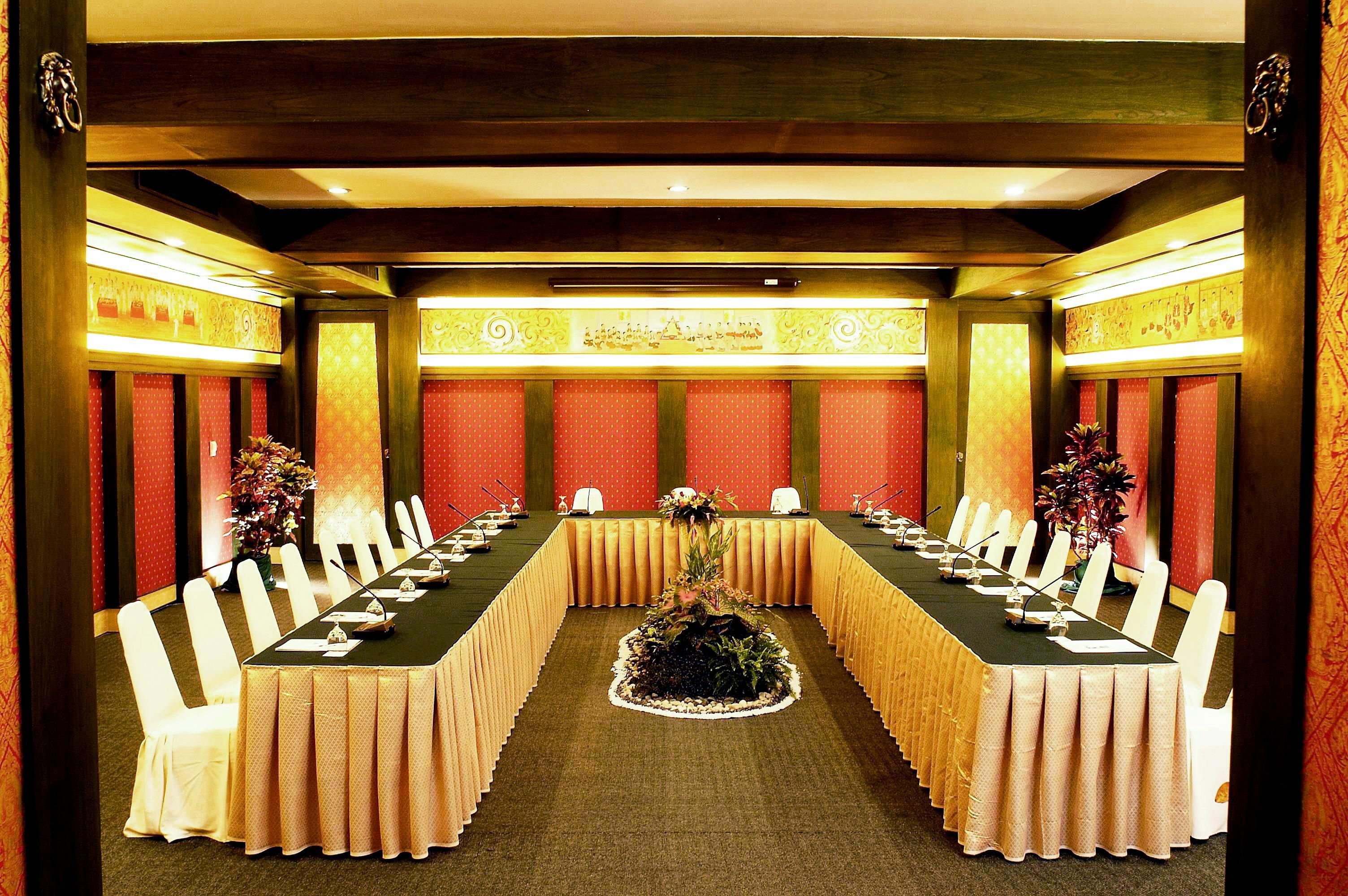 Andaman Seaview, Karon Beach - Sha Plus Exterior photo