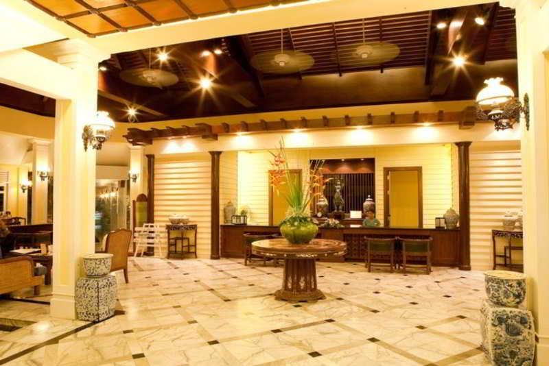Andaman Seaview, Karon Beach - Sha Plus Exterior photo