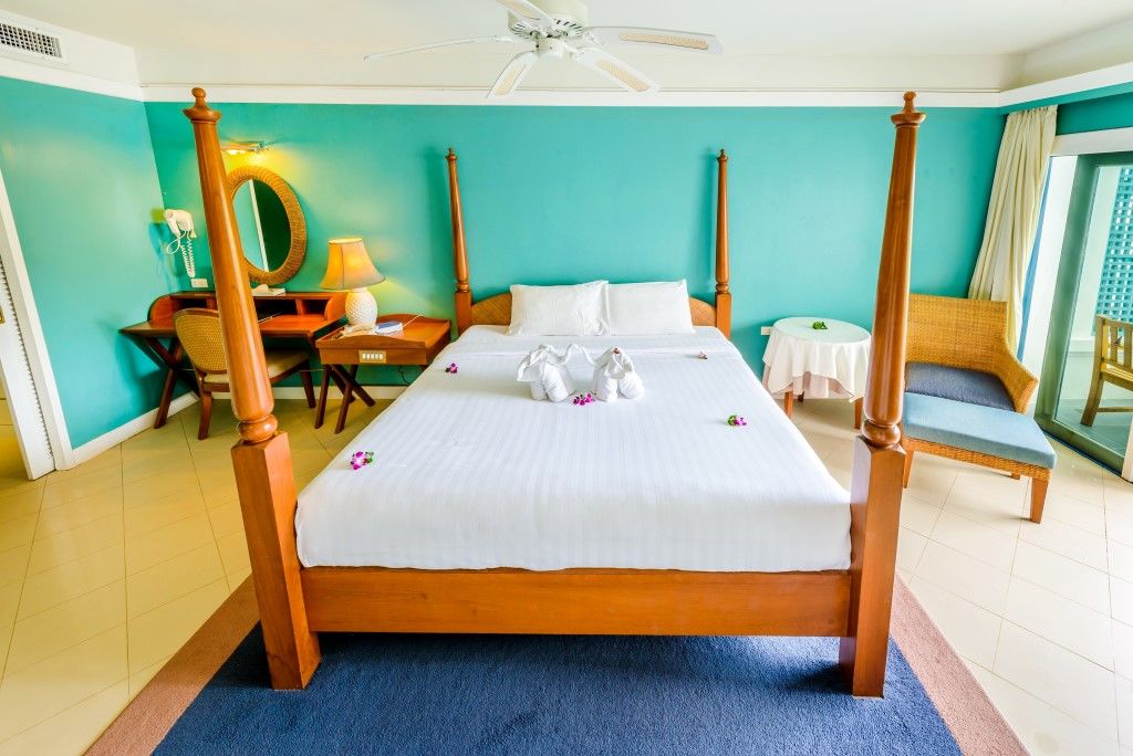 Andaman Seaview, Karon Beach - Sha Plus Exterior photo